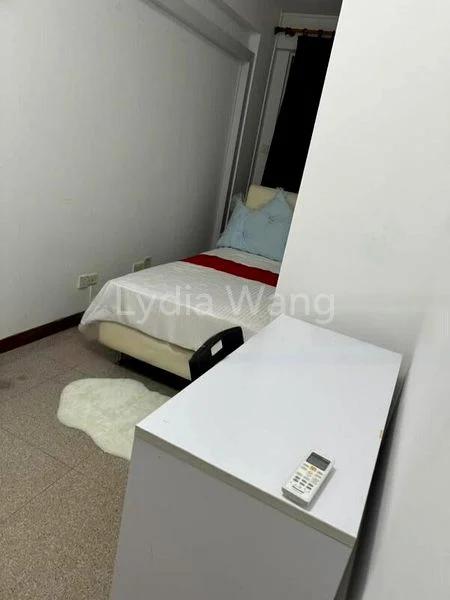 Room (Condo) for Rent in  Papillon - Image 3